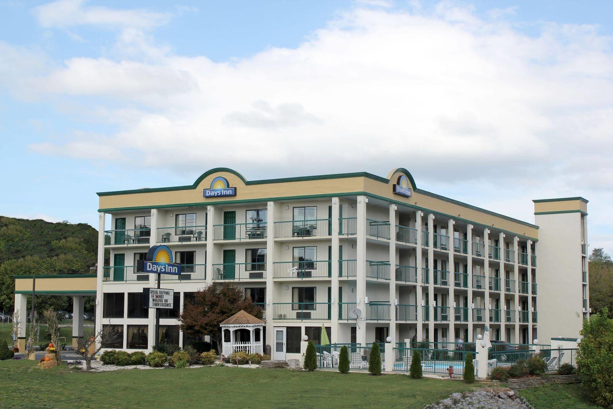 Days Inn By Wyndham Kodak/Sevierville Intrstate Smokeymntns Exterior foto